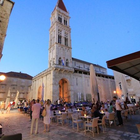 Town House In The Centre Of Historic Trogir Villa Eksteriør billede