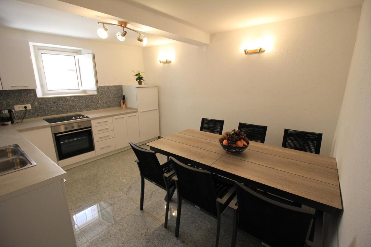 Town House In The Centre Of Historic Trogir Villa Eksteriør billede