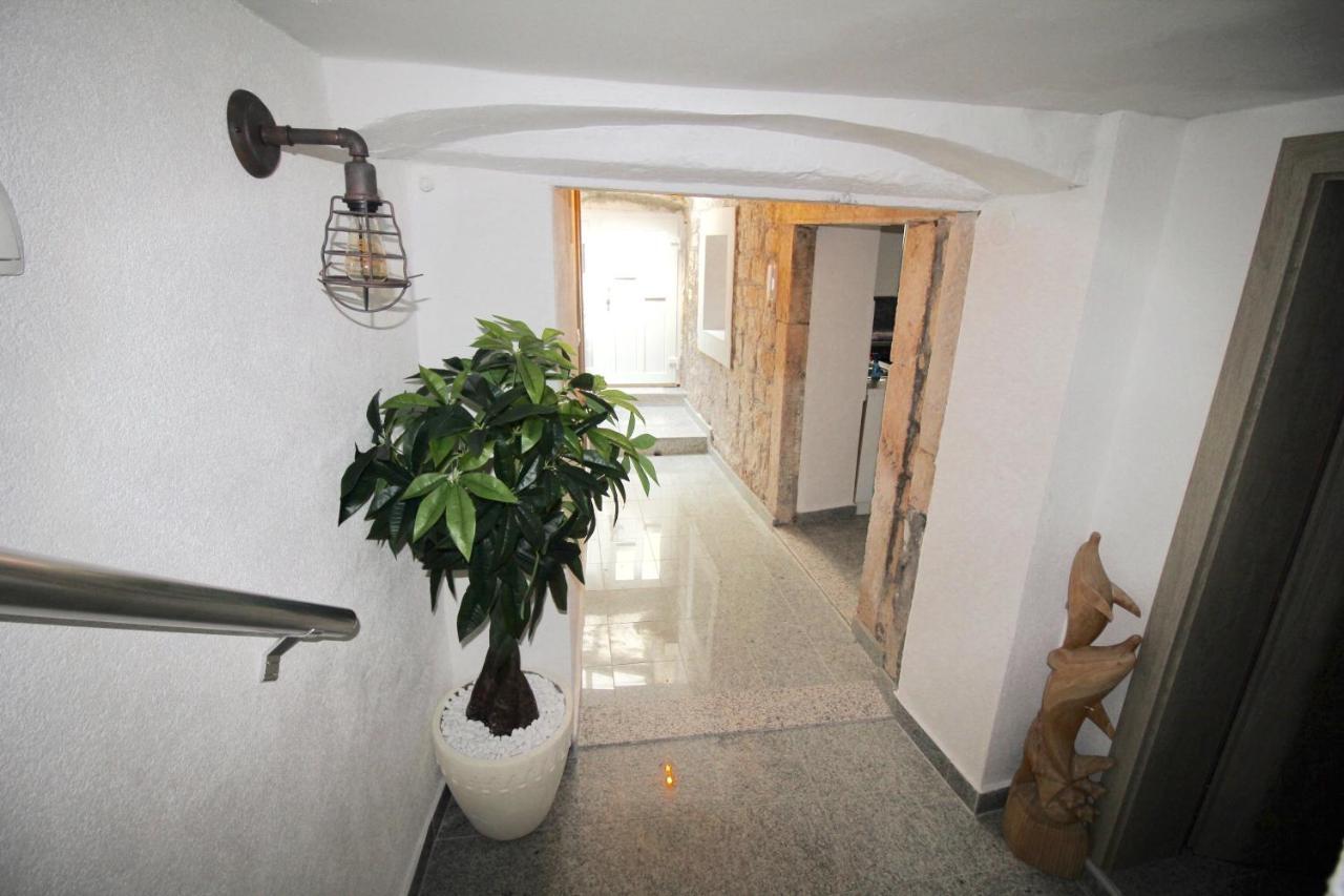 Town House In The Centre Of Historic Trogir Villa Eksteriør billede
