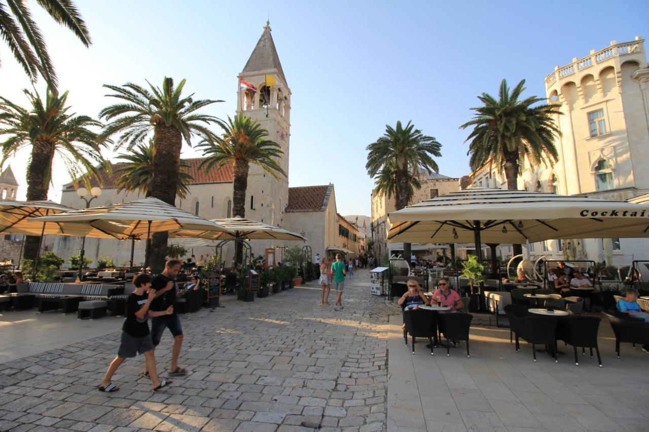Town House In The Centre Of Historic Trogir Villa Eksteriør billede