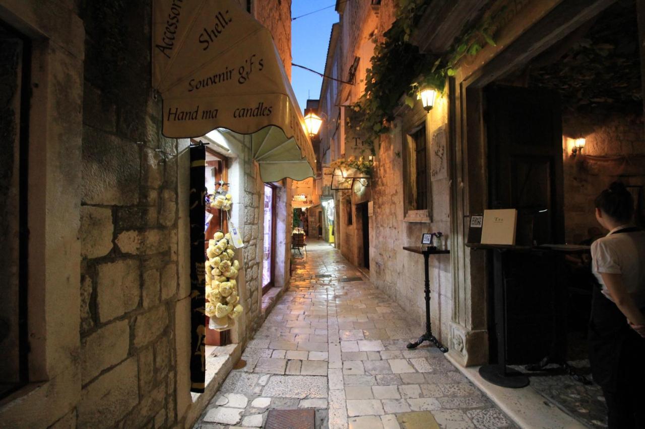 Town House In The Centre Of Historic Trogir Villa Eksteriør billede